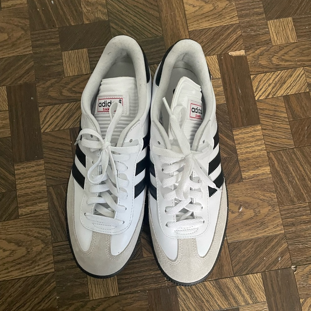 Adidas Sambas